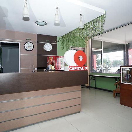Capital O 2885 Hemra Hotel 발릭파판 외부 사진