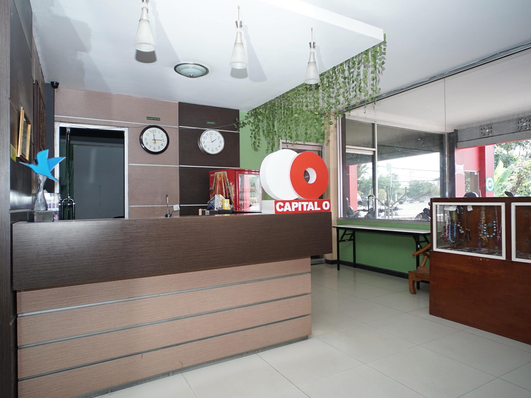 Capital O 2885 Hemra Hotel 발릭파판 외부 사진